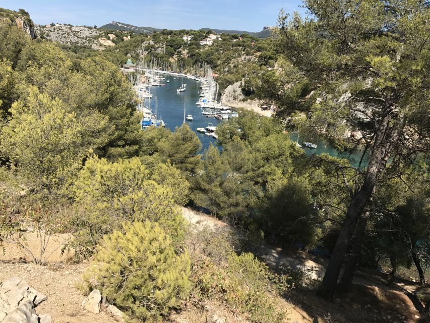 Calanques National Park: E-Mountain Bike with Virtual Guide - Following the app through the Calanques