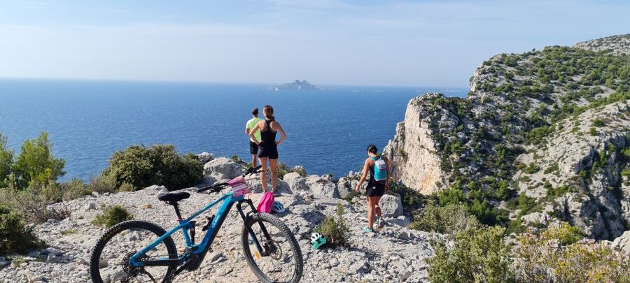 Calanques National Park: E-Mountain Bike with Virtual Guide - How the four, six, and eight hour options compare