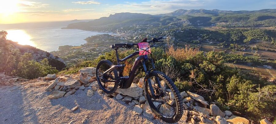 Calanques National Park: E-Mountain Bike with Virtual Guide - What the electric motor changes