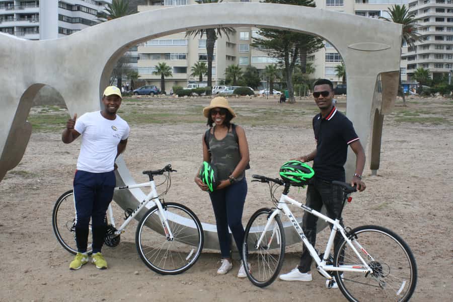 Cape Town Guided City Cycling Heritage Tour - Private Tour - Company Gardens, Parliament and the National Gallery