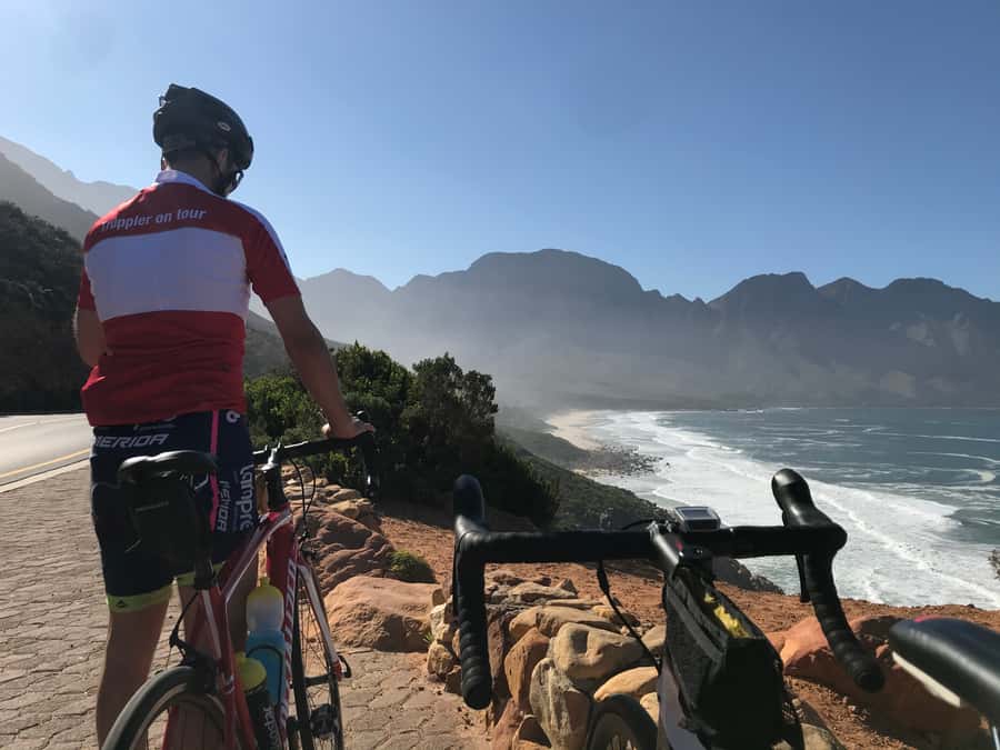 Cape Town: Peninsula Road Bike Tour - Simonstown and the penguins at Boulders Beach