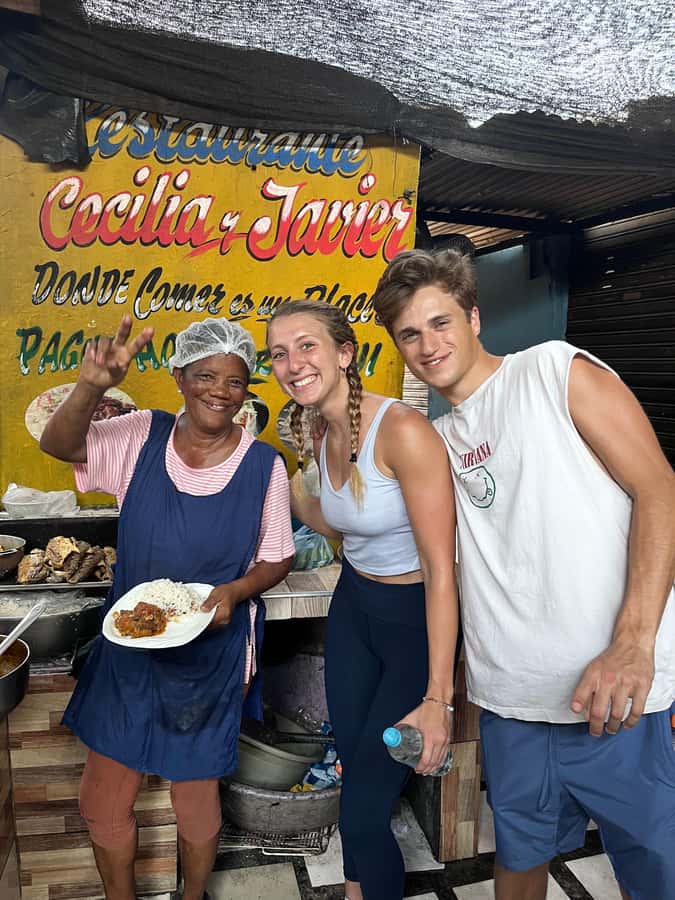 CARTAGENA: BIKE RIDE WITH LUNCH AT BOURDAIN'S FAVORITE SPOT - What the cycling is really like