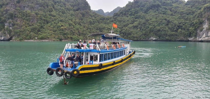 Cat Ba: Lan Ha, HaLong bay full day- biking, kayaking, lunch - Caves, a bamboo boat, and the kayaking question