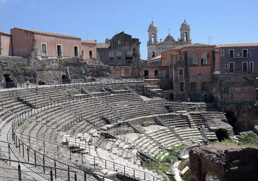 Catania: 4-Hour Guided Bike Tour - Riding from Catania toward Aci Castello