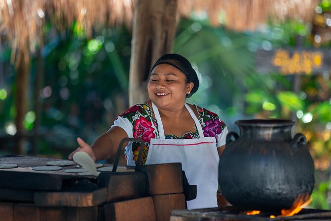 Cenotes trail jungle bike tour in Tulum with lunch - How difficult is the cycling?