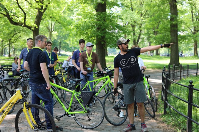 Central Park NYC Highlights Small-Group Bike Tour - Why a bike is a smart way to see Central Park