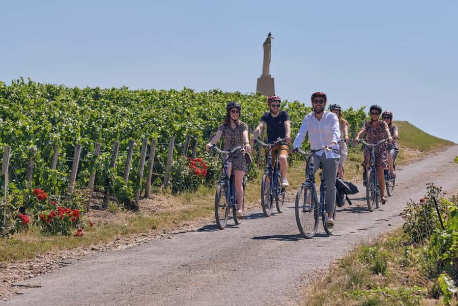 Champagne: E-Bike Champagne Day Tour with Tastings and Lunch - Cellar, tasting, and lunch at Le Clos Corbier