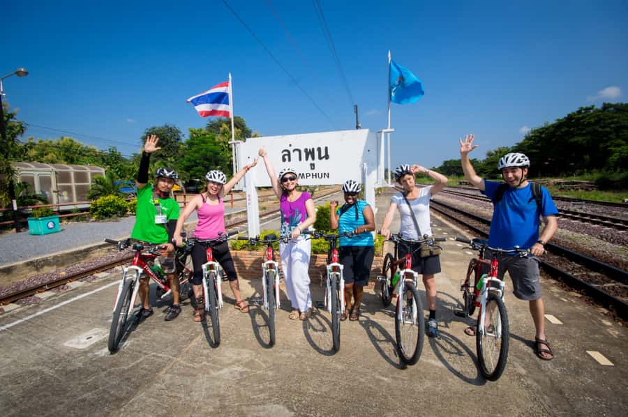 Chiang Mai: Countryside Adventure by Bike - Orchards, canals and the Ping River lunch