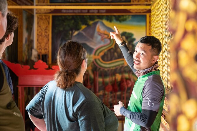 Chiang Mai: Historic Old City Bike Tour - Morning or Night - Morning market or night market
