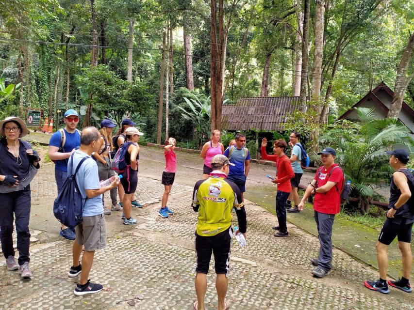 Chiang Mai: Suthep National Park Hiking & DH Mountain Biking - Wat Ban Khun Chang Khian and the hill-tribe stop
