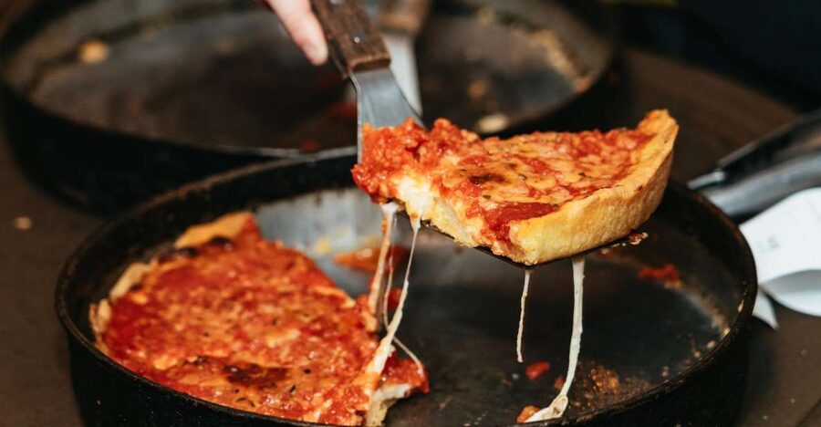 Chicago: Classic Food & Walking Tour with Free Bike or Kayak - A Chicago dog, the Riverwalk, and the city’s rules