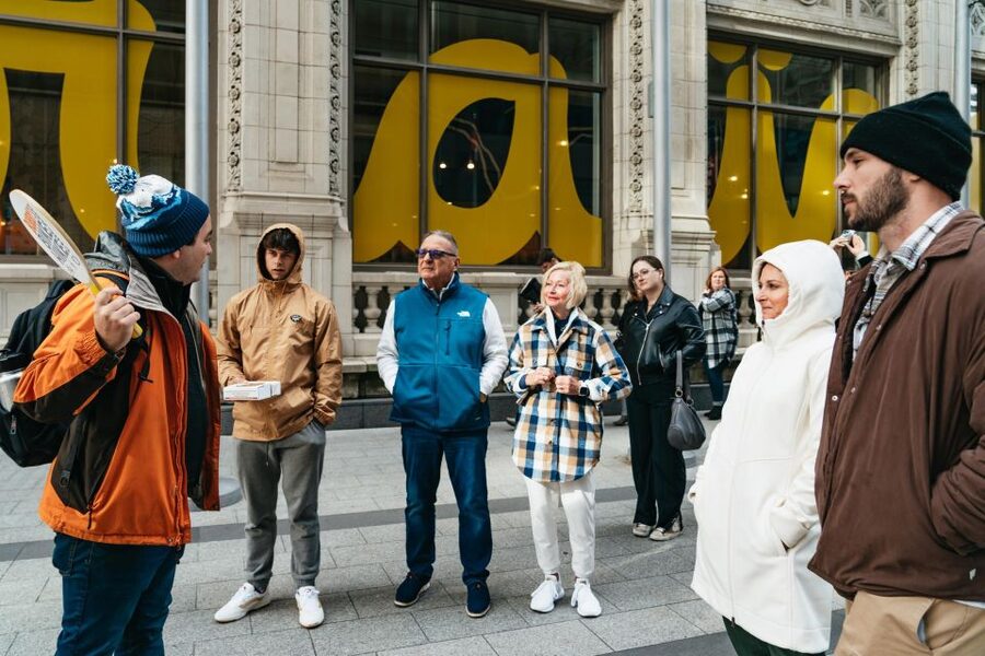Chicago: Classic Food & Walking Tour with Free Bike or Kayak - The finish near Palmer House