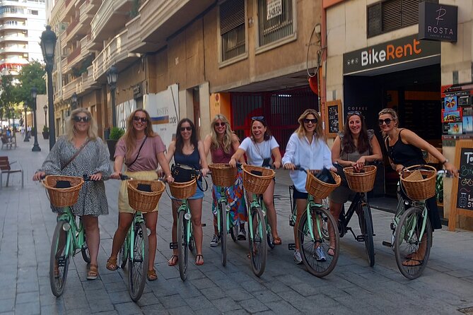 City Bike Tour in Alicante - Santa Cruz and the final old-town streets