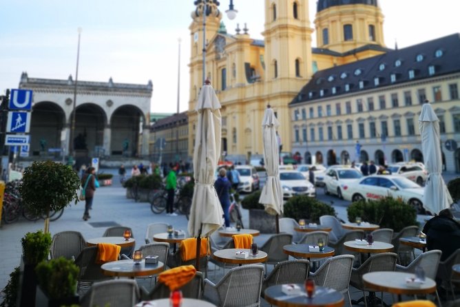 Classic Mike's Bike Tour daily @ 11.30 incl Beer Garden & Surfers - From Platzl to the royal squares