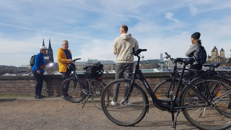 Cologne: 3-Hour Guided Bike Tour - The Hohenzollern Bridge and Cologne’s classic photograph