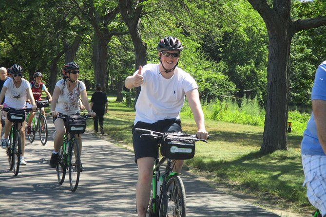 Comfort Hybrid Boston City Bike Rental - Weather, timing, and what to bring