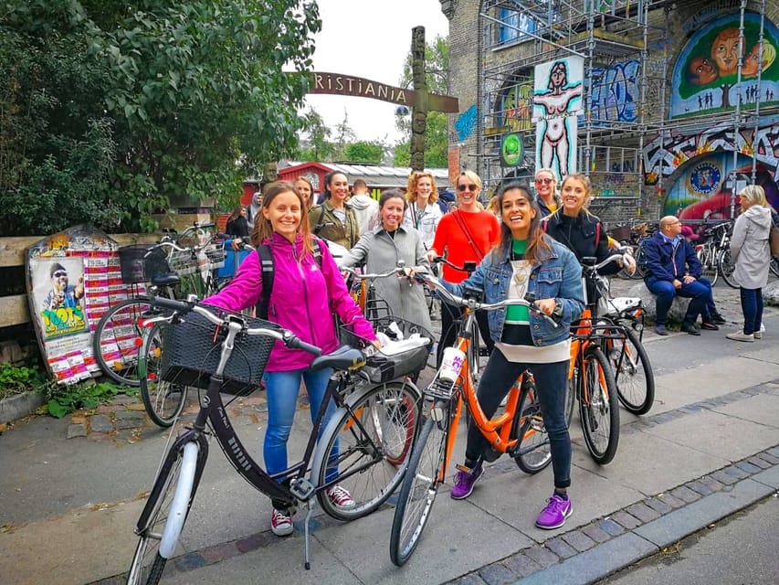 Copenhagen: 3-Hour City Highlights Bike Tour with Guide - Amalienborg, Amalie Garden, and the royal quarter