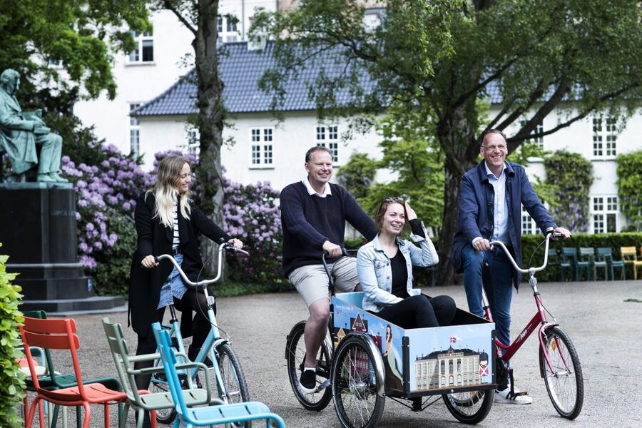 Copenhagen: City Highlights Guided Bike Tour - Why a bike is the smart way to see Copenhagen