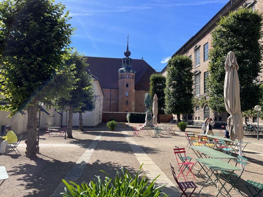 Copenhagen: Guided E-Scooter KickBike Tour- All Highlights - Amalienborg and the Marble Church