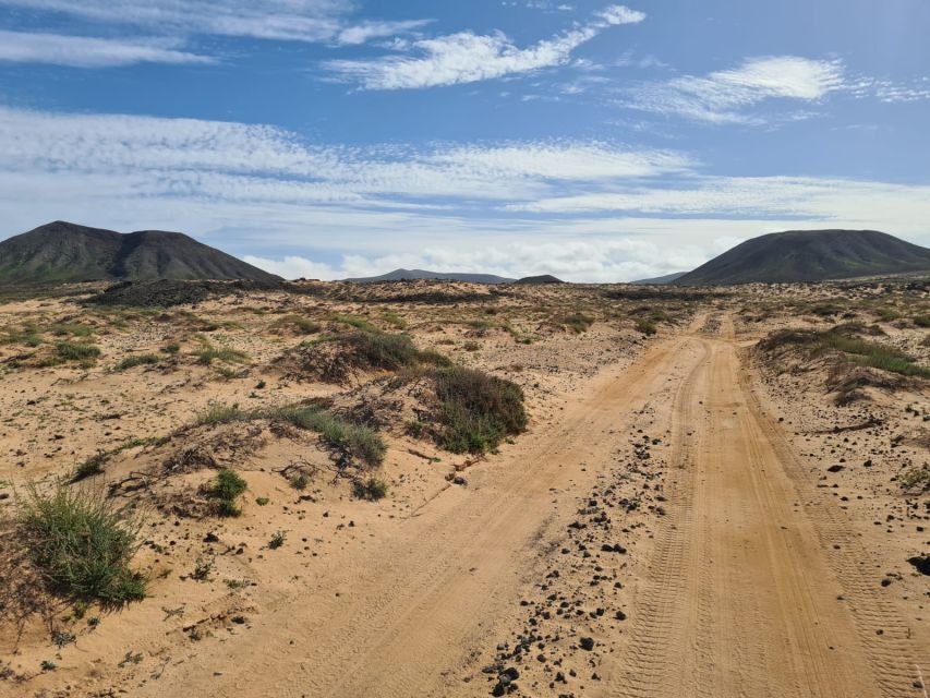 Corralejo: E-Bike Rental with Map to Popcorn Beach - Popcorn Beach and the northern coast