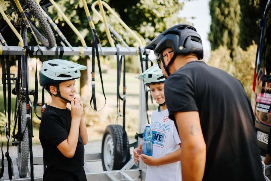 Cortona: Val di Chiana E-Bike Tour with Optional Wine Lunch - Practical details that make the day easier