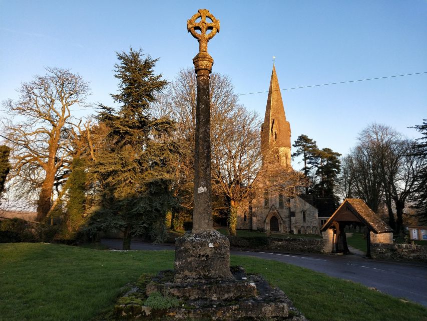 Cotswolds: Full-Day Electric Bike Tour - A morning ride through villages and open countryside
