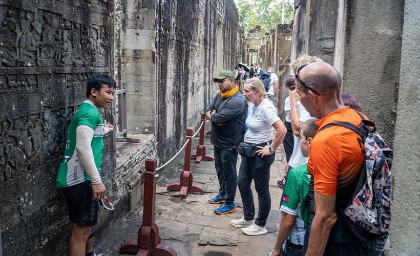Cycle Angkor Backroad Bike Tour / E-Bike or Tuk Tuk - Angkor Wat in the quieter late afternoon