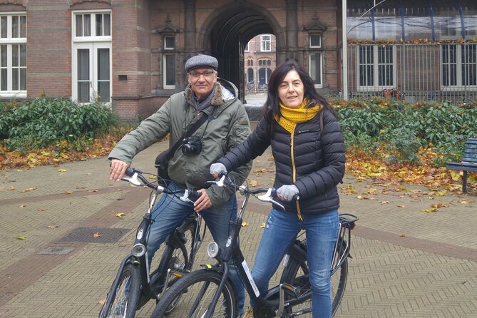 Daily group bike tour in Spanish. - Herengracht and the grand canal belt
