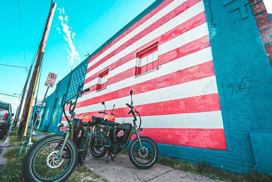 Dallas: Downtown E-Bike Sightseeing and History Tour - Meeting at 3116B Commerce Street