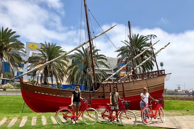 Discover Las Palmas City by Bike in 4 hours - Las Canteras, the grand finish