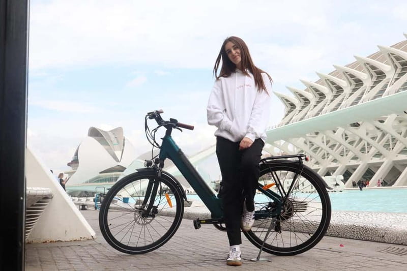 Discover Valencia by bike – Dutch-speaking tour - Why $41 can be a fair price