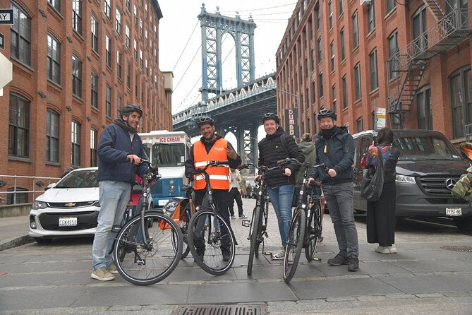 Downtown Bike Tour with Stylish Dutch Bikes - Group size, guides, and the practical feel