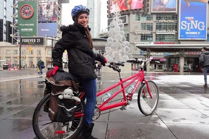 Downtown Toronto Bike Tour - The Art Gallery of Ontario and Entertainment District