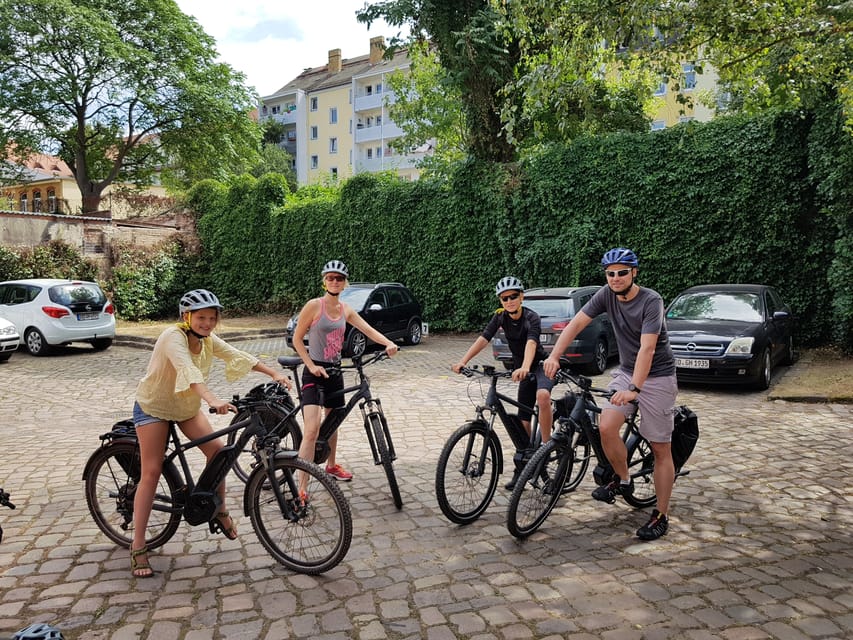 Dresden: E-Bike Tour and Dresden Heath Forest Trails - Along the Elbe back to Neustadt
