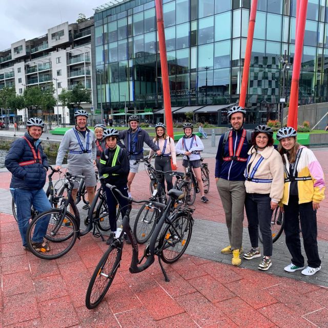 Dublin: Guided Bike & E-Bike Tour - Bikes, e-bikes, and the physical effort