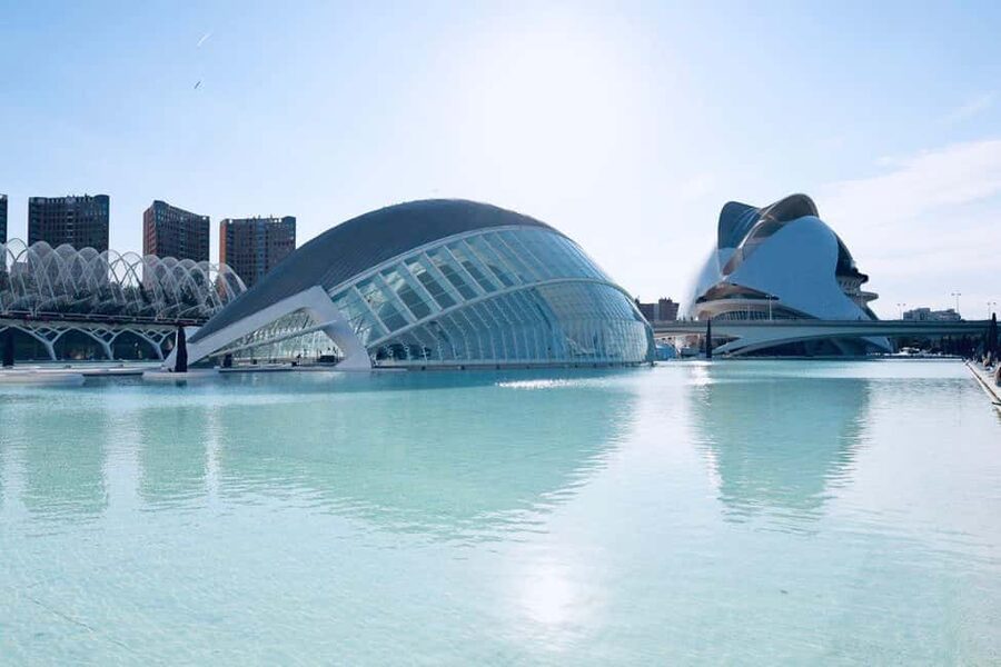 Dutch-Style Bike Tour in Valencia - Why a bicycle is the right way to meet Valencia