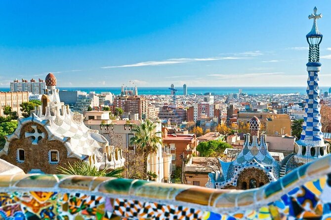E-Bike Barcelona Highlights & Park Guell in Small Group - Safety, comfort, and what to bring