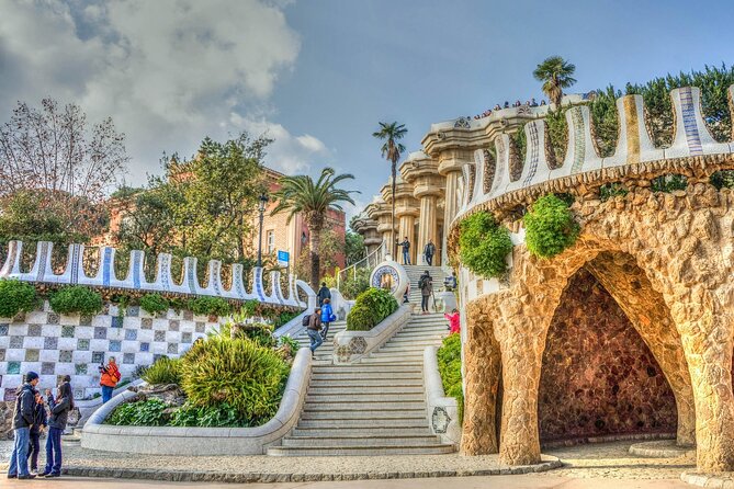 E-Bike Barcelona Highlights & Park Guell in Small Group - Barceloneta and the Mediterranean edge