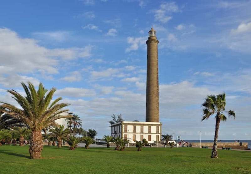 E-Bike CitySightseeing: Maspalomas, Playa Ingles, Meloneras - The old Maspalomas Lighthouse