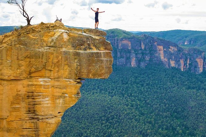 E-bike (electric) - Blue Mountains - Hanging Rock - SELF-GUIDED Hire Service - Riding into the Blue Mountains from Blackheath
