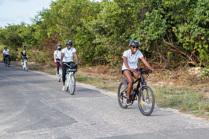 E-Bike Historical Sunset Tour in Fort James - Timing, group size, and cancellation details