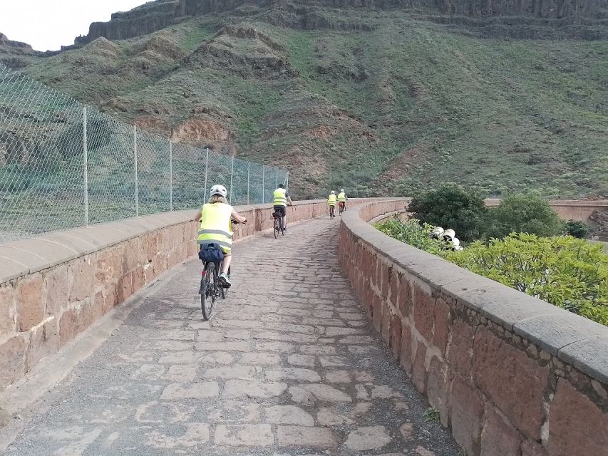 E-Bike Mountain Tour in Natural Park +Option Tapas in a Cave - What the 93 dollar price includes