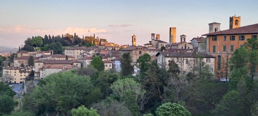 E-bike tour to discover Bergamo - Santa Maria Maggiore and the Colleoni Chapel