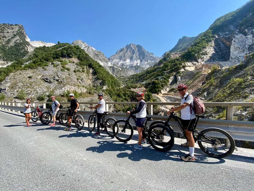 E-Bike Tour to the Carrara Marble Quarries with lard tasting - Optional access to the Fantiscritti gallery