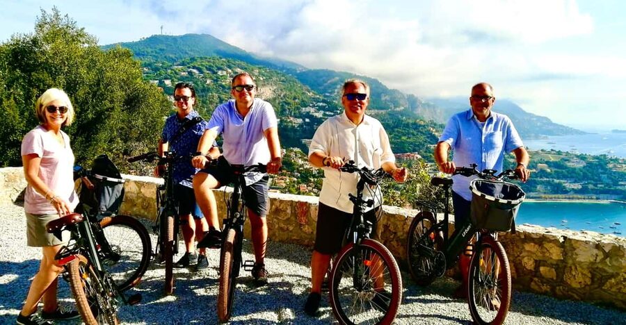 Ebike seaside by Nice: Fantastic Villefranche's Bay & Hill - The Cocteau chapel option