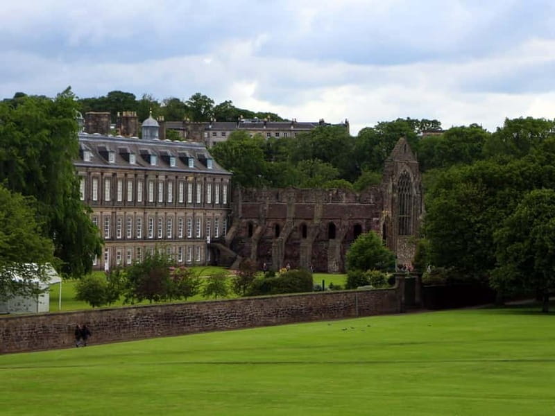 Edinburgh: E-Bike Tour with Scenic Views - Returning through Leith and The Shore