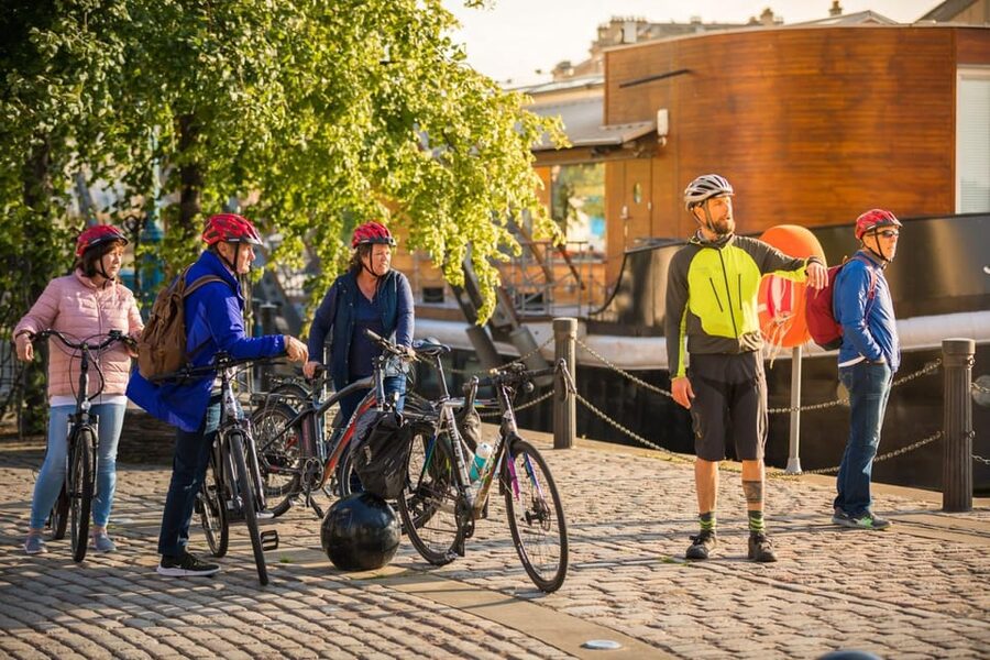 Edinburgh: Sightseeing Bike Tour - Portobello beach and the coastal pause
