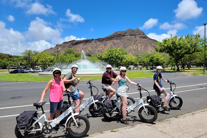 Electric Bike Ride & Diamond Head Hike Tour - Kapiolani Park and the royal connection