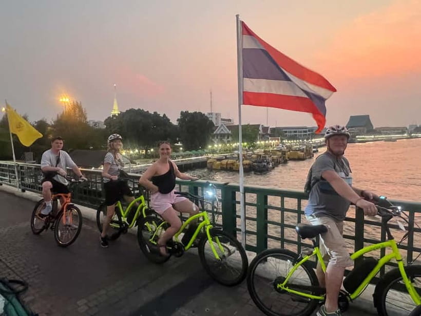 Electric Bike Tour - Talat Noi, where Bangkok gets close and personal