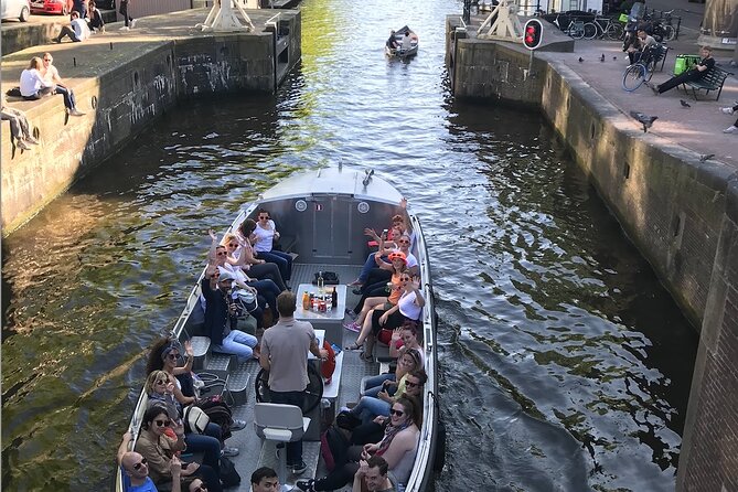Explore Amsterdam by Bike in the Company of a French Local Guide - How Much History Will You Get?
